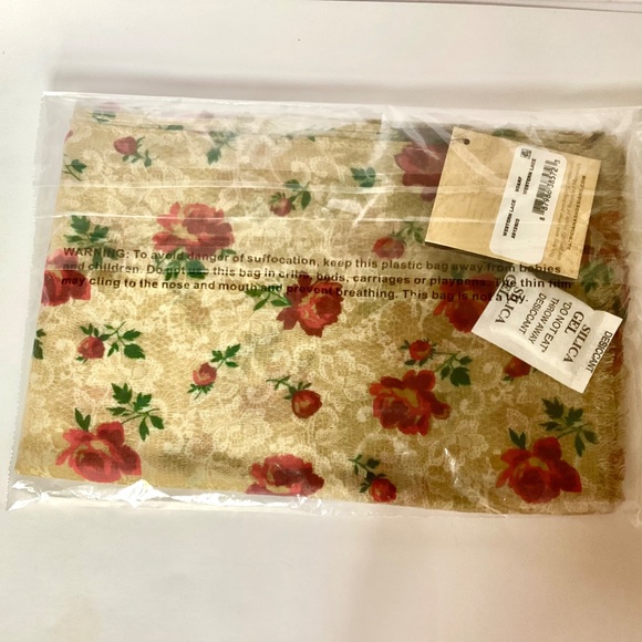 Patricia Nash Scarf - 72”L x 24” W - Western Lace Print New - Picture 7 of 8